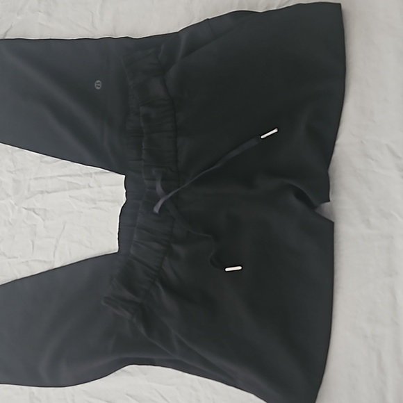 lululemon On the Fly 7/8 Pants Black - Picture 5 of 5